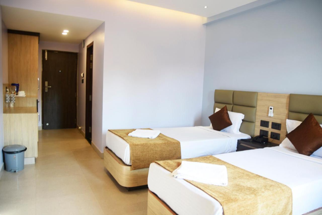 גוקרנה Hotel Om International מראה חיצוני תמונה
