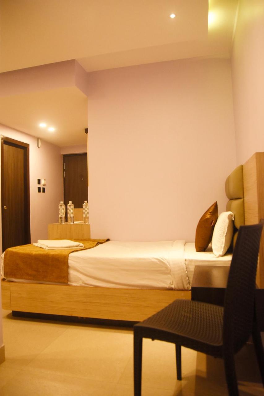 גוקרנה Hotel Om International מראה חיצוני תמונה